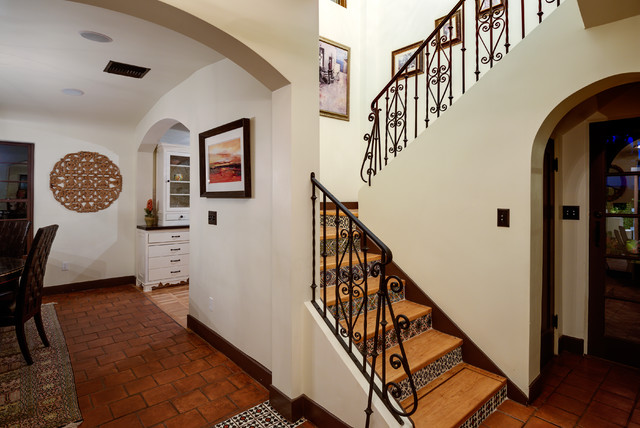 Encanto Palmcroft mediterraneo-escalera
