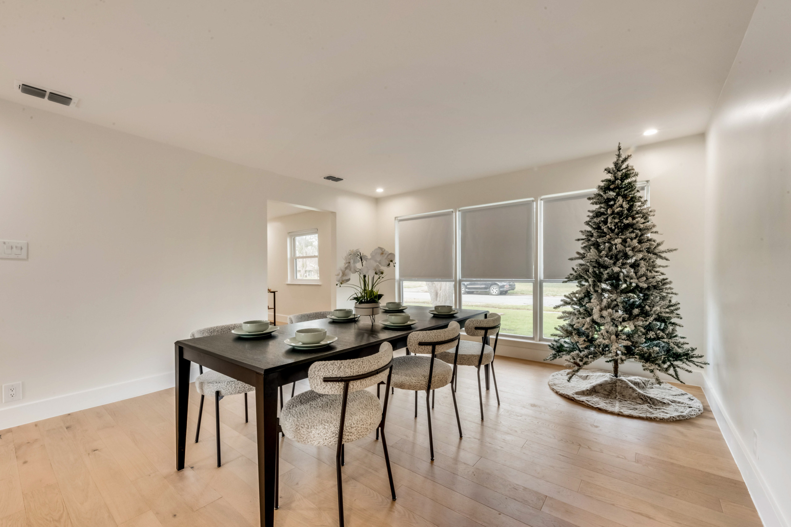 Contemporary Home Staging | Cromwell Court