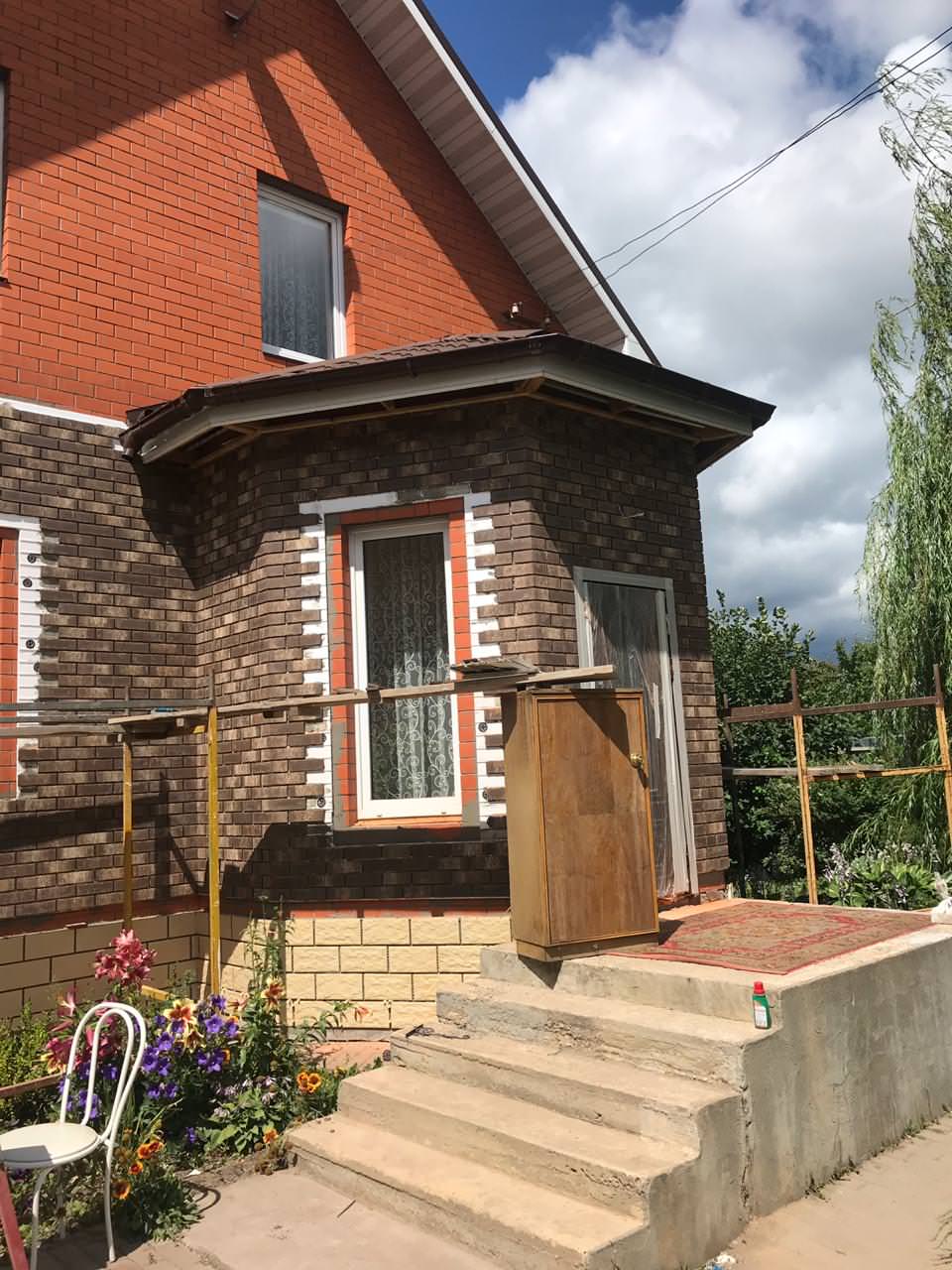 Облицовка фасада существующего дома. 2019 год