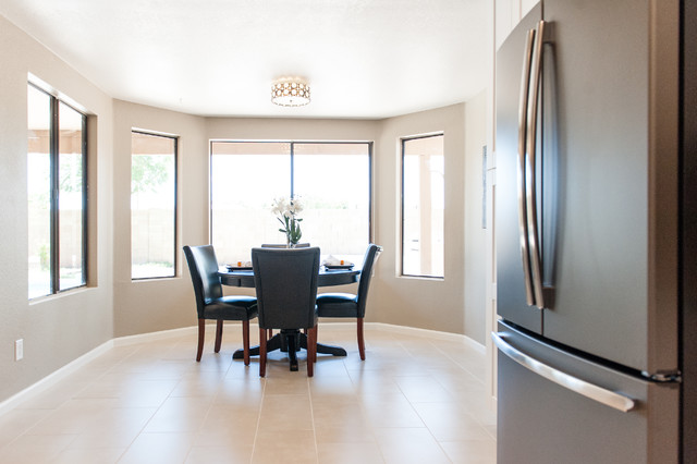 18 S Riata Drive Gilbert AZ 85296 modern-esszimmer