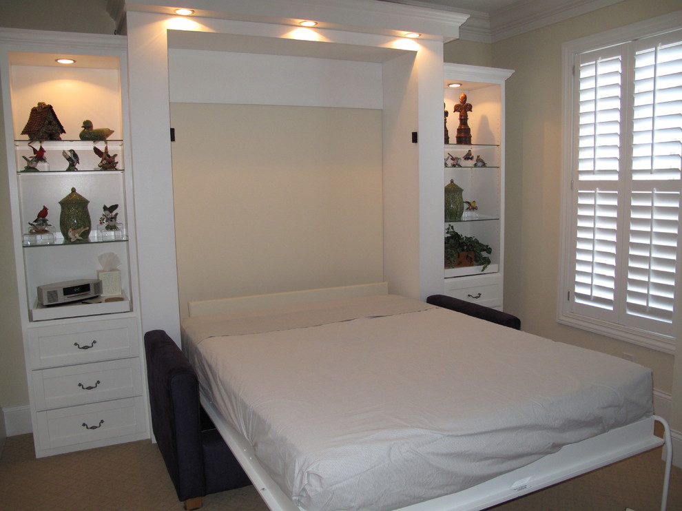Inspiration for a transitional bedroom remodel in Cincinnati