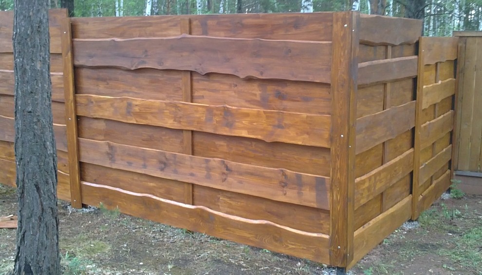 забор из необрезной доски