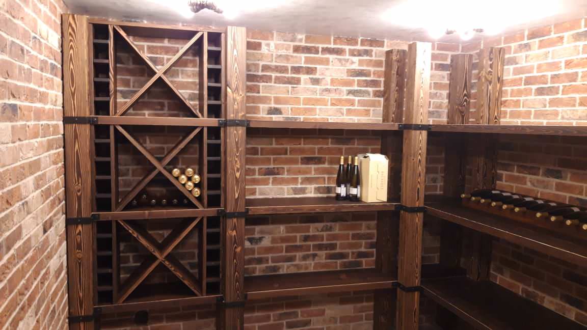 Винный погреб.