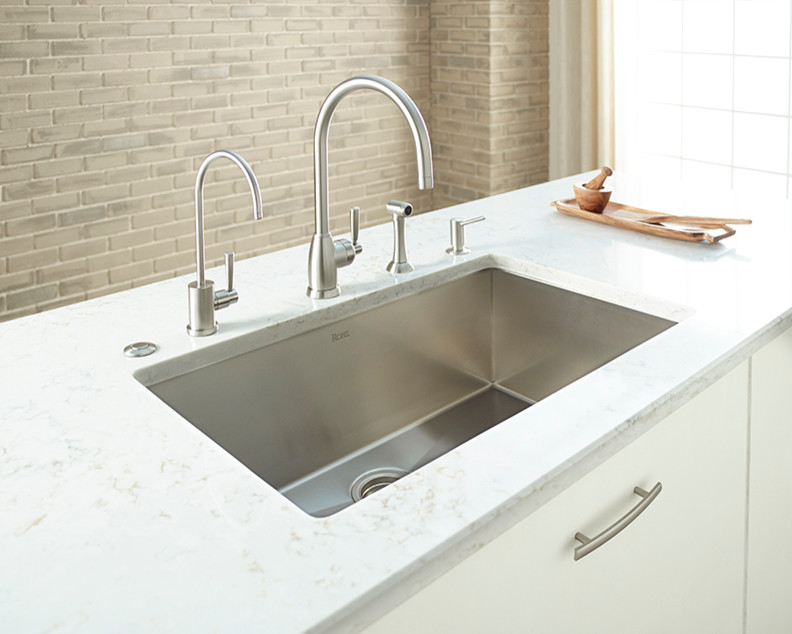 Example of a trendy kitchen design in New York