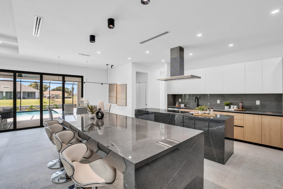 Gulf Coast Modern Villa