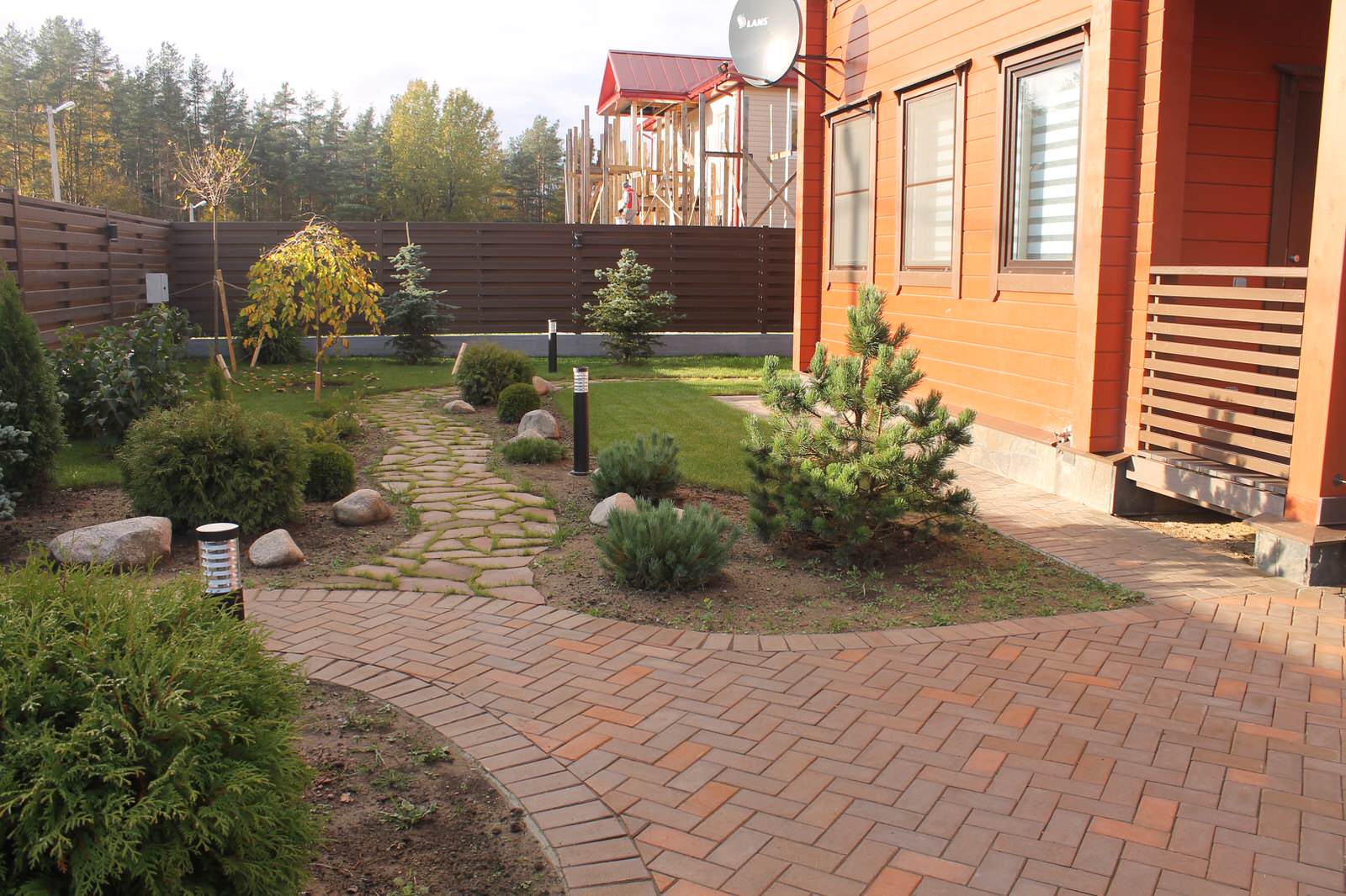 Отделка дома и бани из клееного бруса