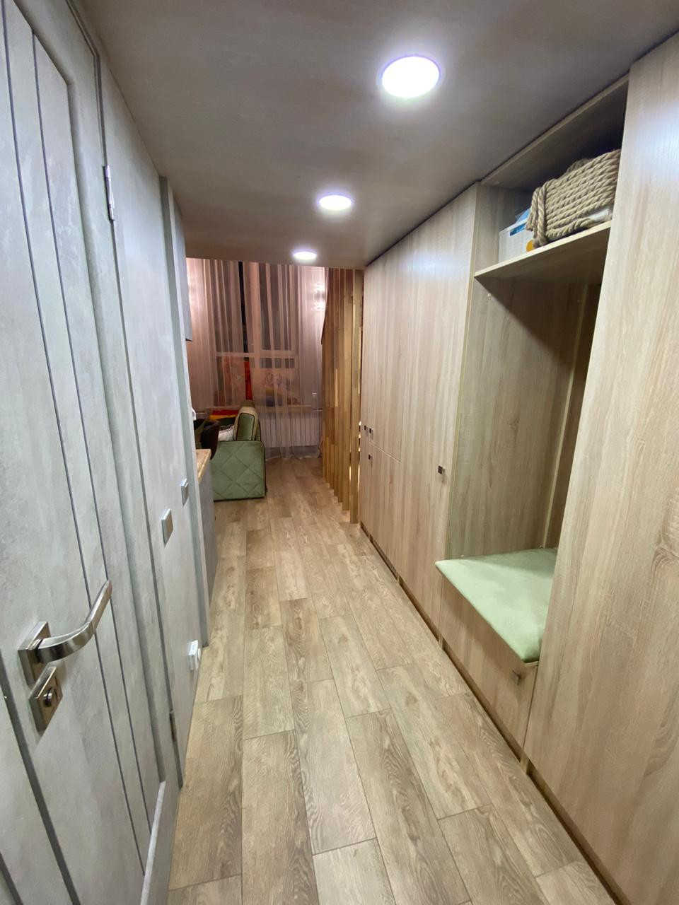 Двухуровневые апартаменты на Окружной