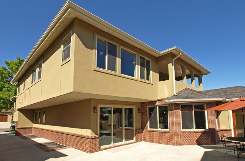 370 Grape Street - Traditional Residential