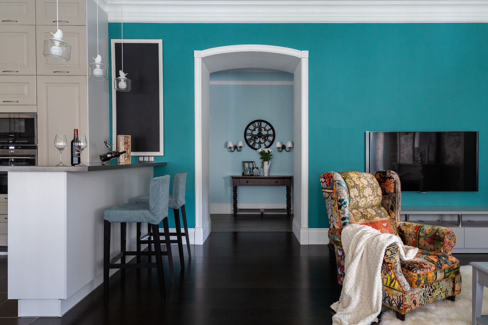 Интерьер Александры Панковой в старом фонде Петербурге