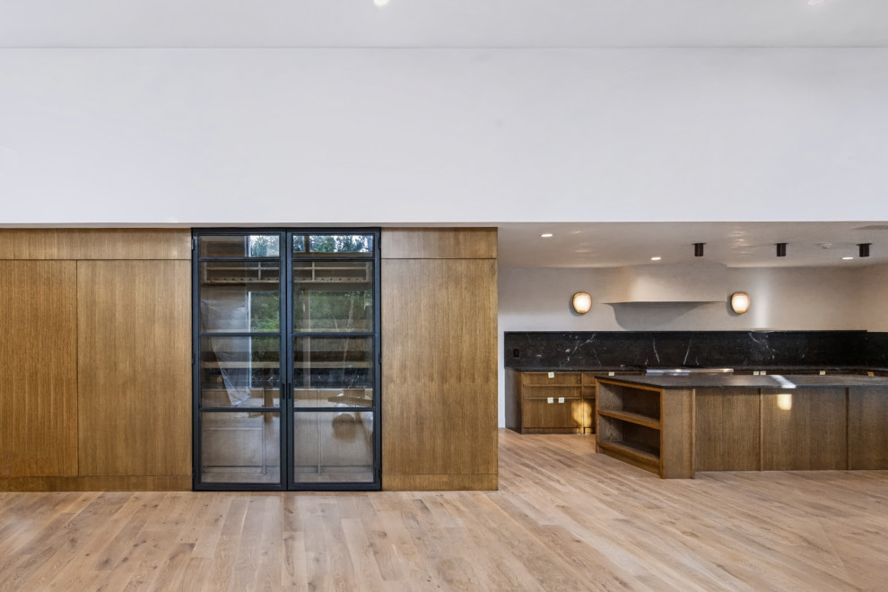 WINE ROOMS