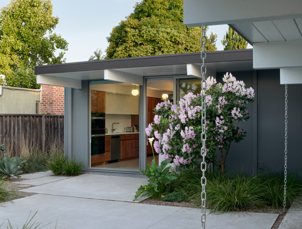 Inspiration for a 1950s shed remodel in San Francisco
