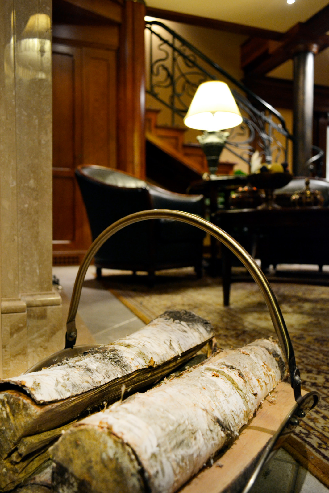 Атмосфера у камина