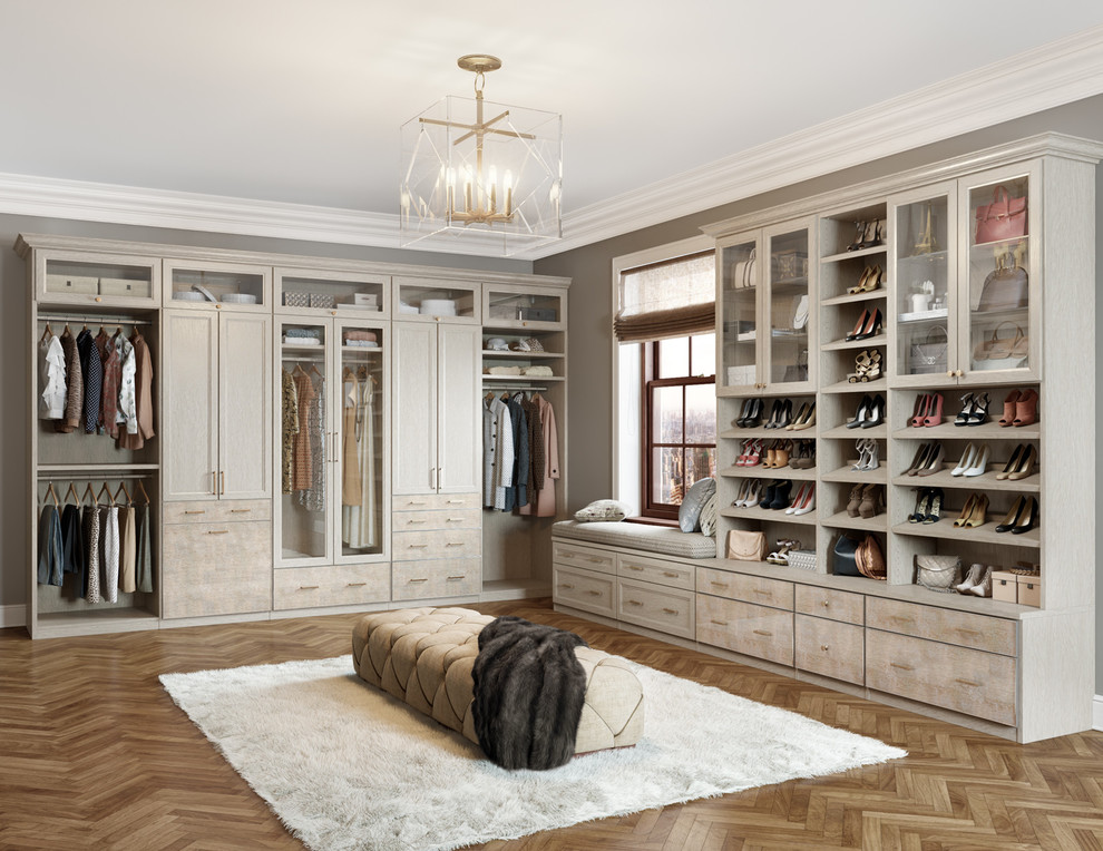 Design ideas for a large traditional women's storage and wardrobe in Nashville.