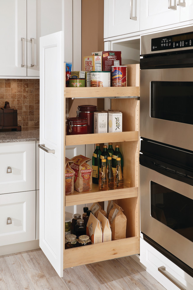 Kitchen - transitional kitchen idea