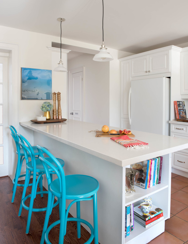 Inspiration for a transitional kitchen remodel in Toronto