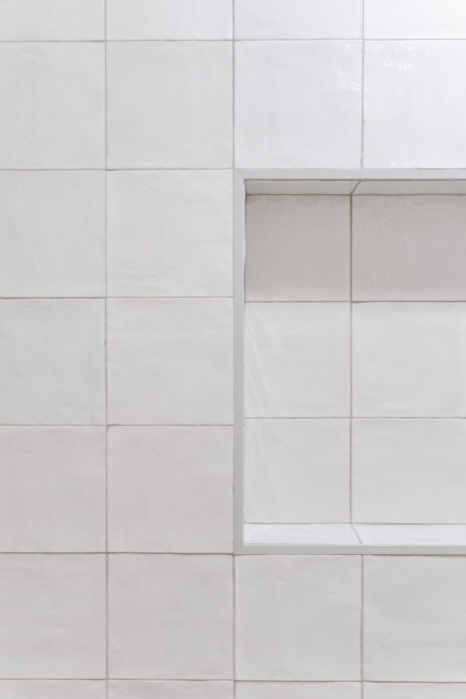 Bathroom - transitional bathroom idea in Omaha