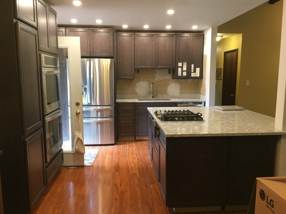 Help narrowing down kitchen hardware