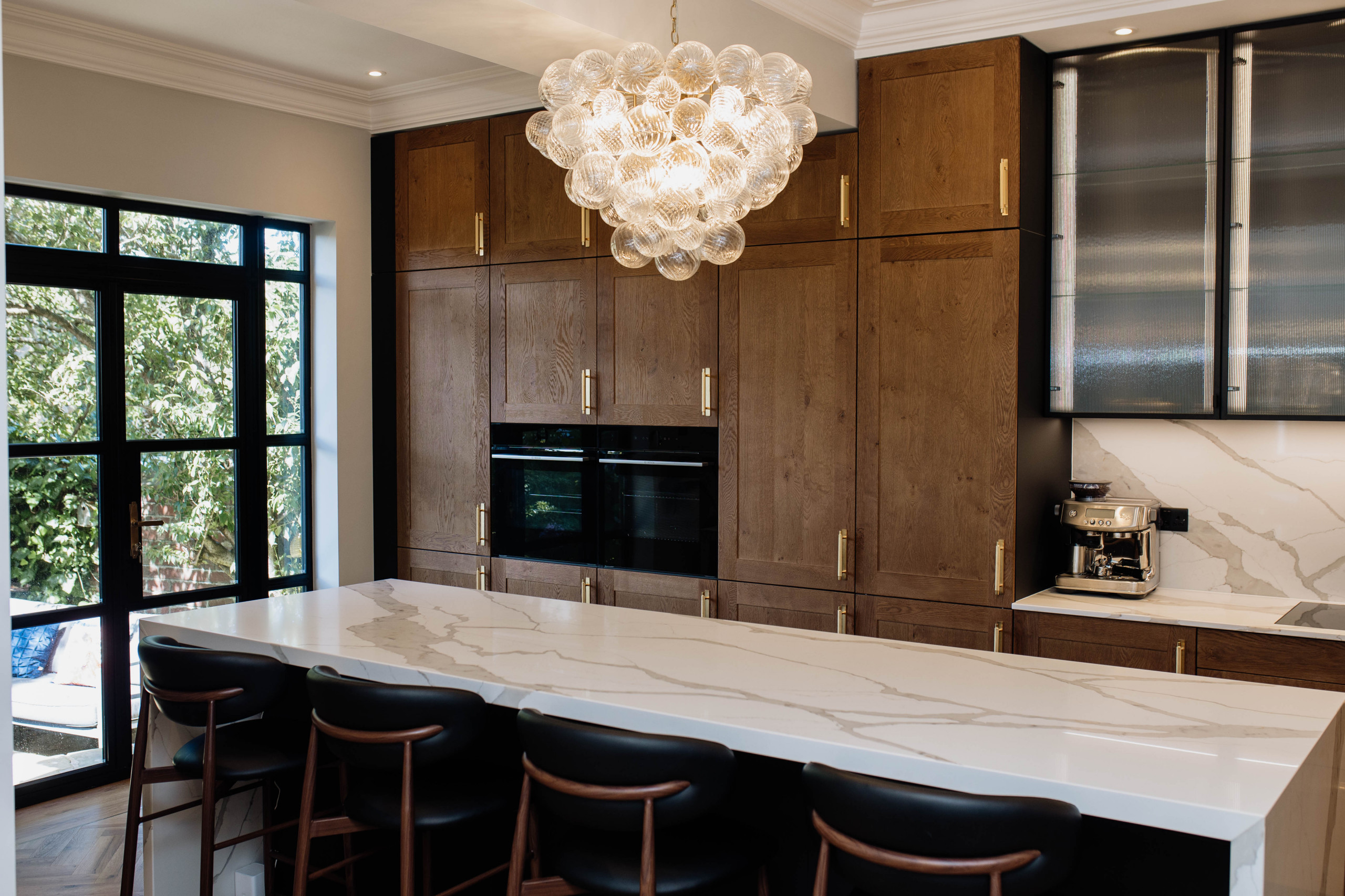 Solid Wood and Anthracite Kitchen
