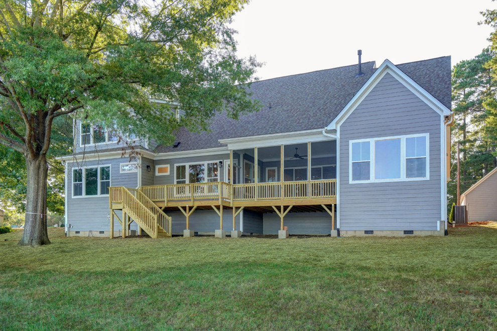 Home design - transitional home design idea in Charlotte