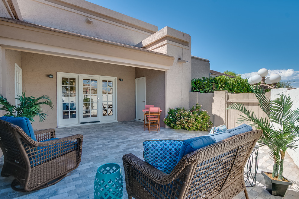 This is an example of a transitional landscaping in Phoenix.