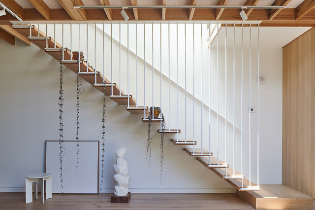 Little OG beach-style-staircase