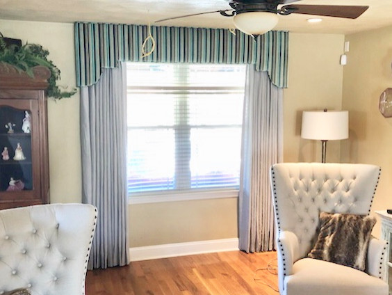 Home design - transitional home design idea in Seattle