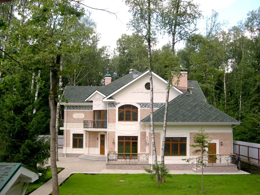 Частный жилой дом в Москве