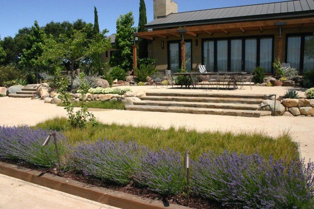 Vineyard Residence trendy-have