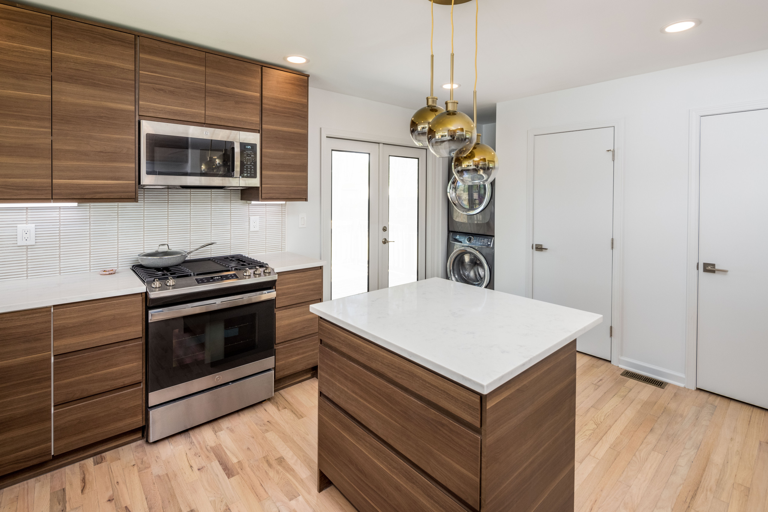 Brookhaven Full Kitchen and Bathroom Remodel