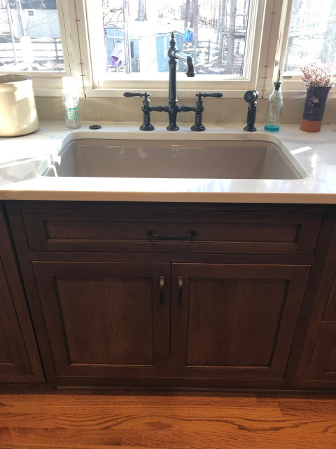 Perzan contemporary-utility-room