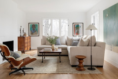 How to Decorate a Coffee Table