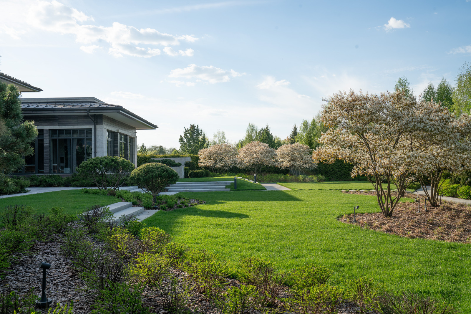 В стиле Райта. Модернизм. КП Монтевиль. 2021 г.