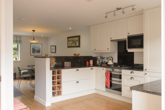 Open plan space. traditional-kitchen