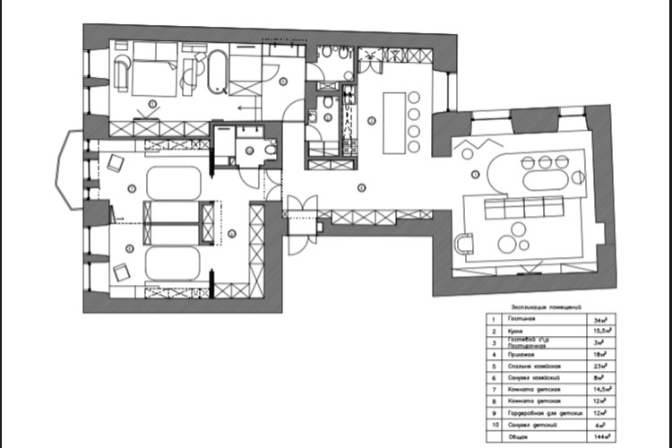 Жилая квартира в историческом здании в центре Москвы