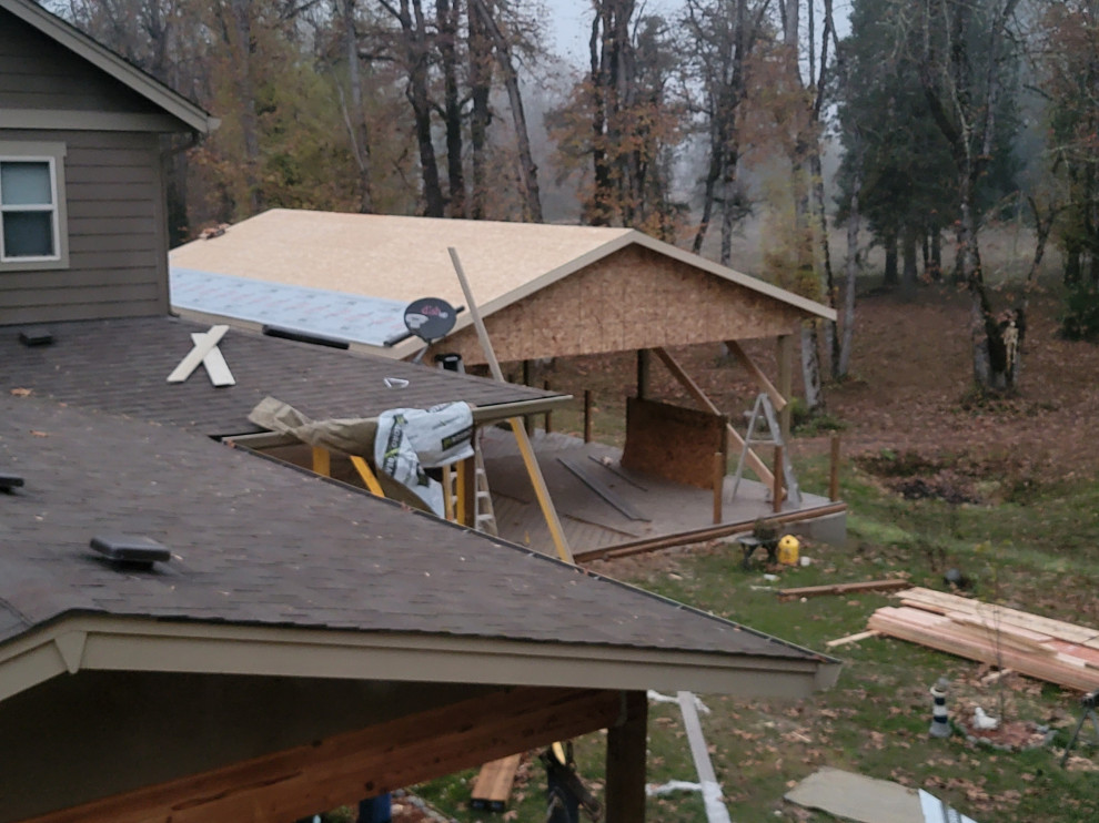 30x40 Covered deck with outdoor kitchen