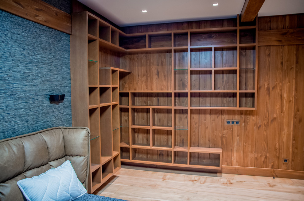 Авторская лестница и мебель