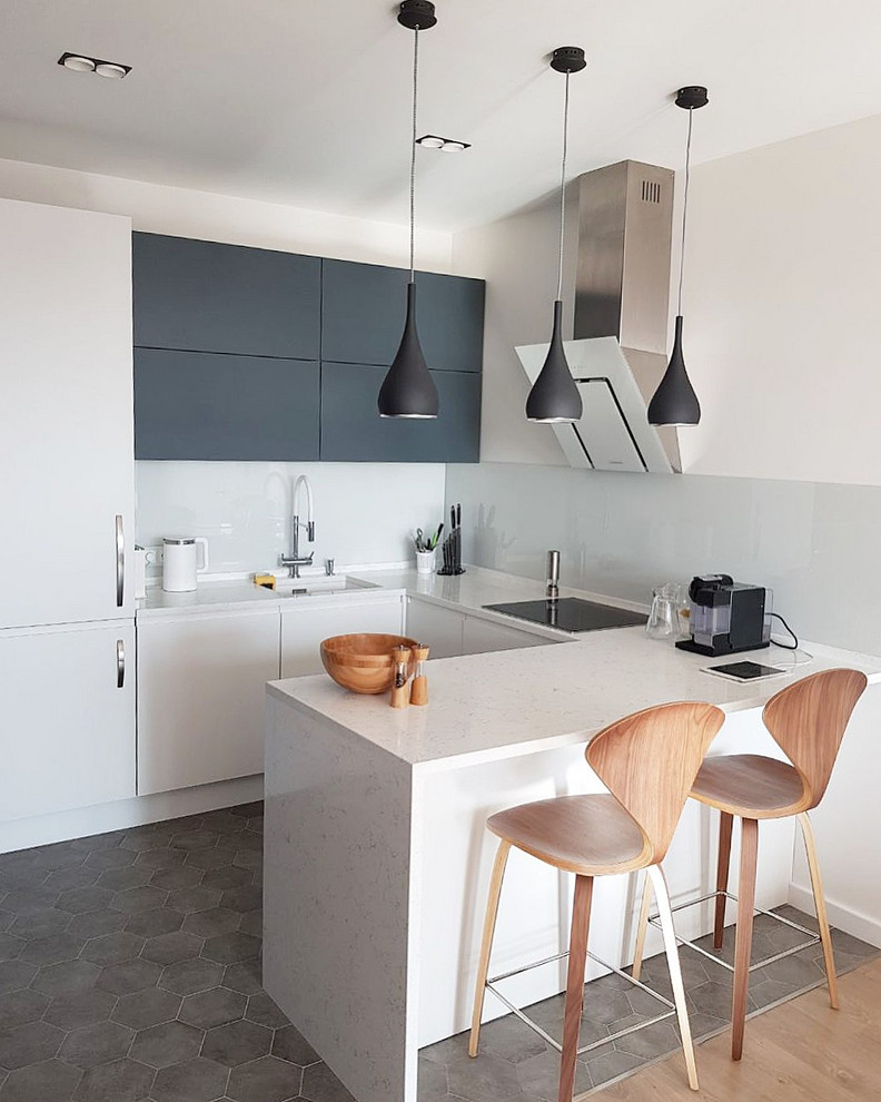 Ярко-белая кухня