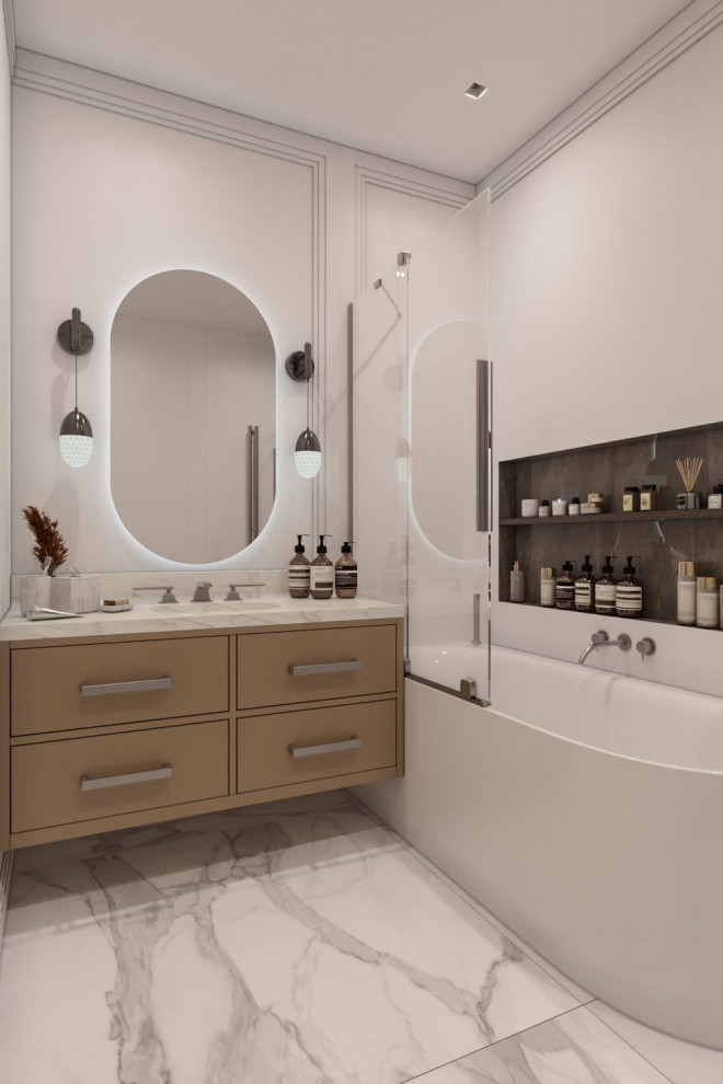 Просторная ванна