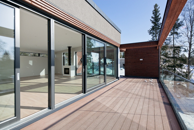 Варианты остекления домов