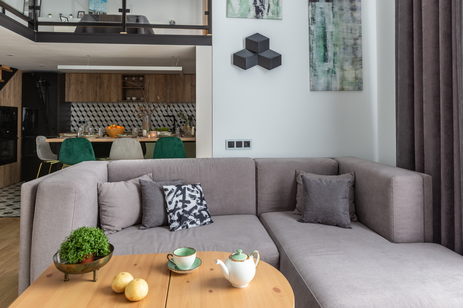 Двухуровневая квартира в Сочи