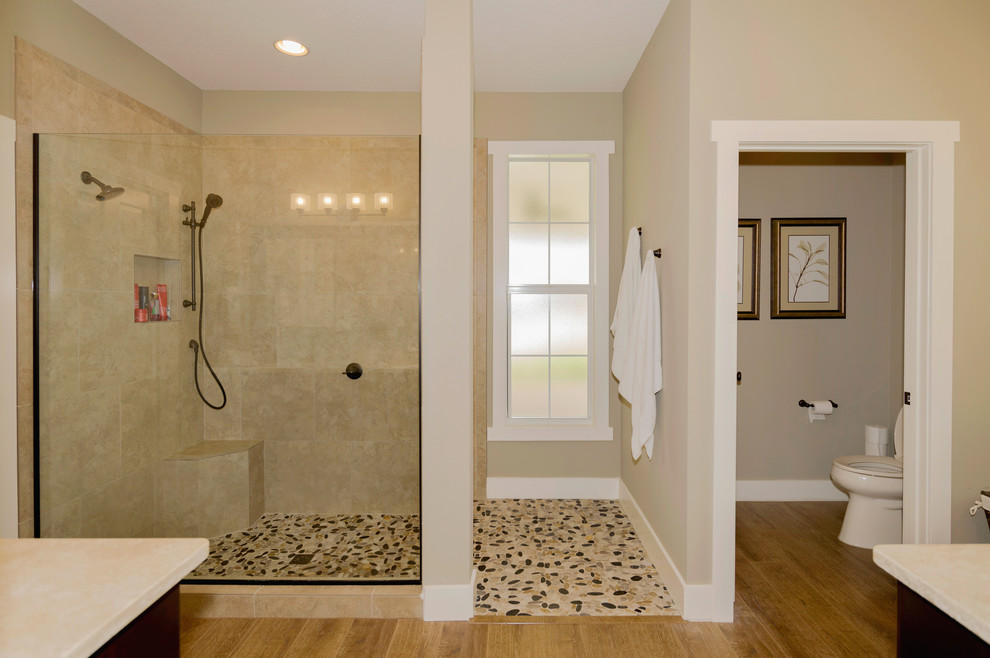 Example of a transitional bathroom design in Orlando
