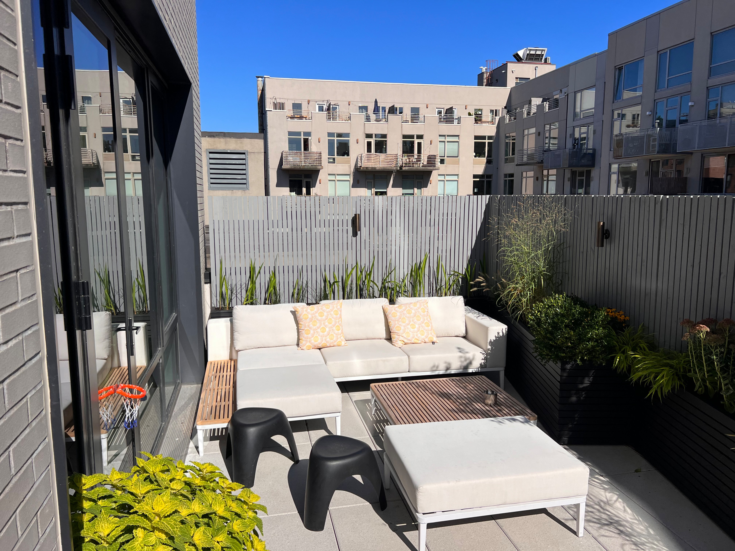 Williamsburg Kid Friendly Terrace