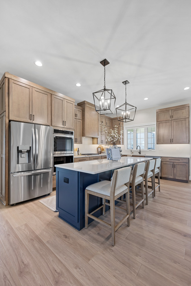 Kitchen - rustic kitchen idea in Cedar Rapids