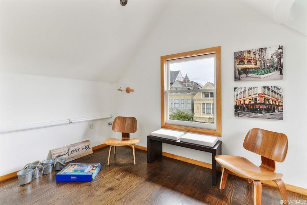Home design - transitional home design idea in San Francisco