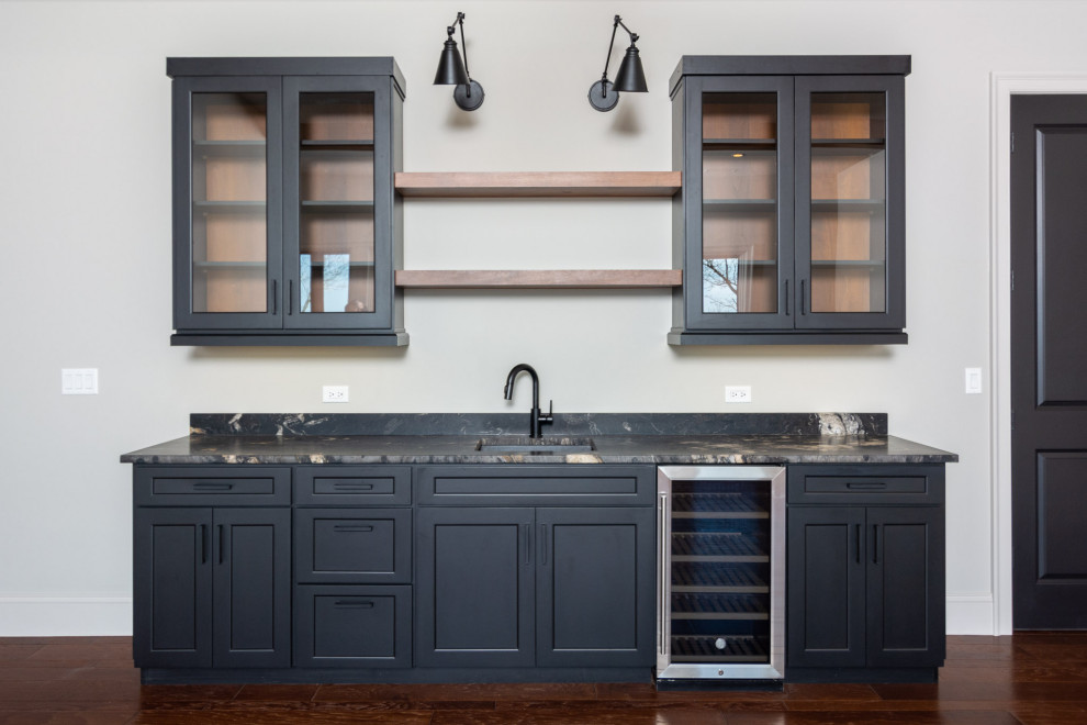 Bathroom - transitional bathroom idea