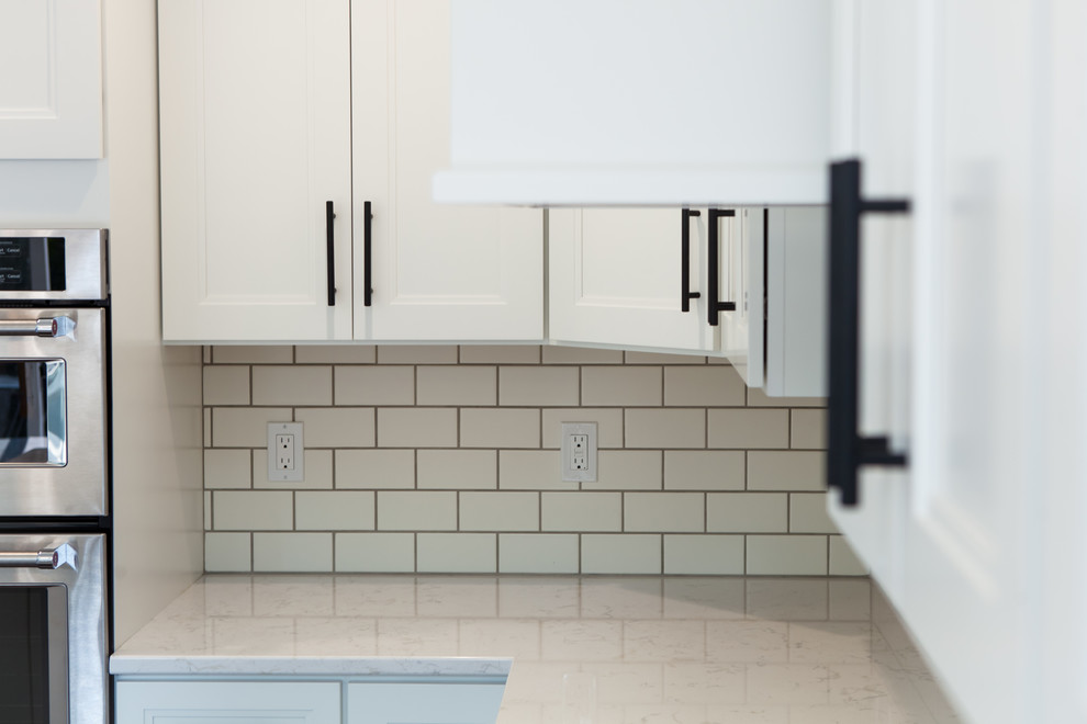 Home design - transitional home design idea