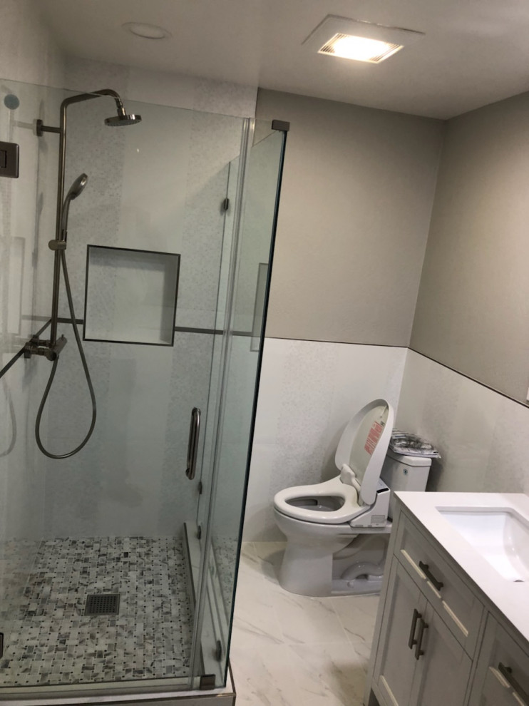 Bathroom - transitional bathroom idea in San Francisco