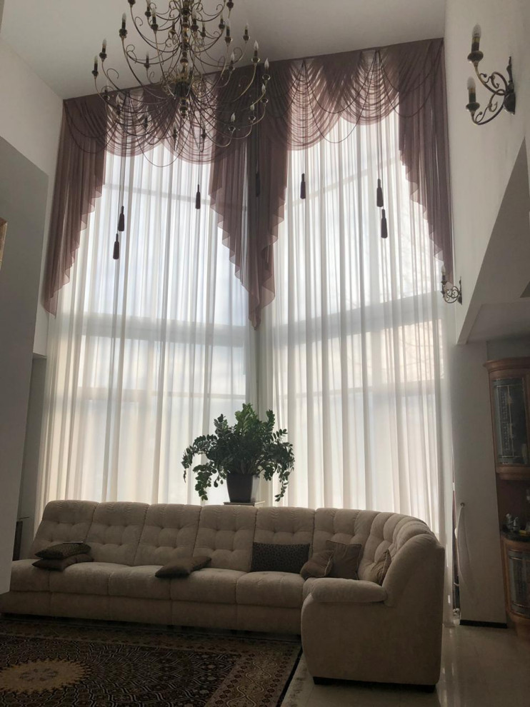 Белый, холодный, бразильский кофе