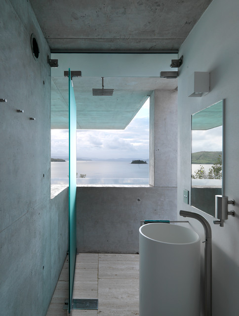Solis, Hamilton Island beach-style-bathroom