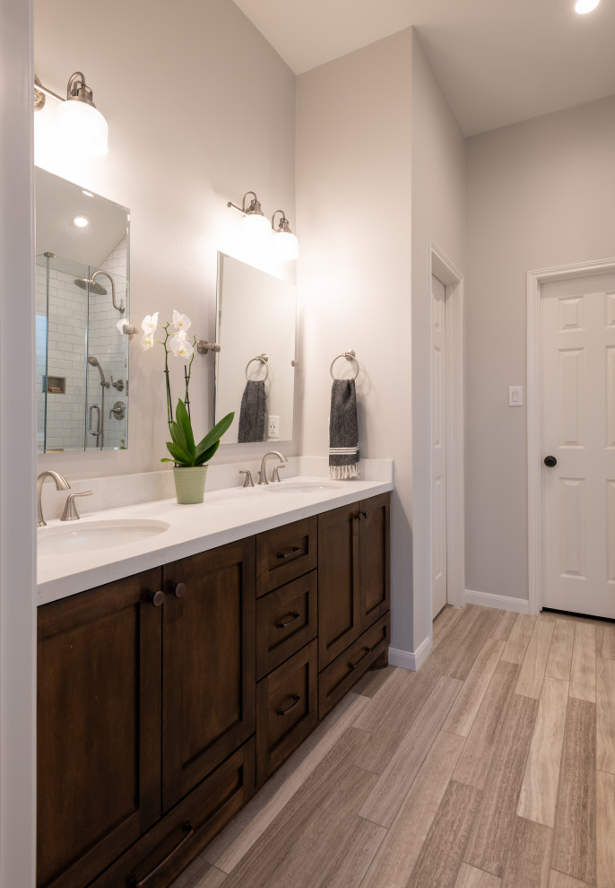 Bathroom - transitional bathroom idea in Houston